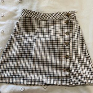 H&M plaid skirt perfect for fall!